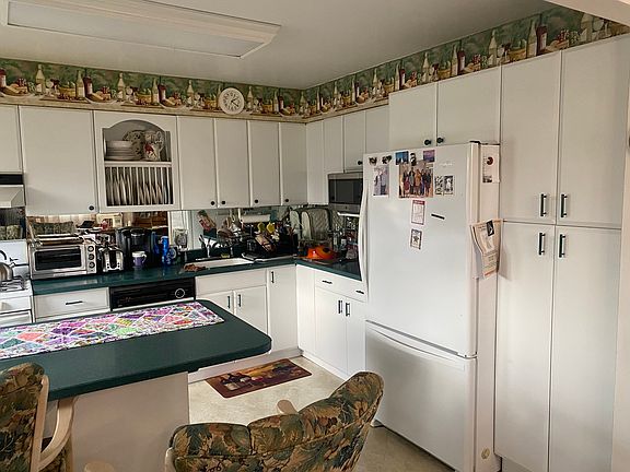 4th image of 6013 Ridgeway Dr