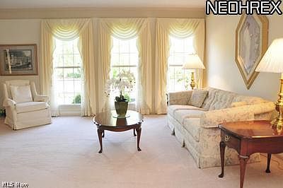 3rd image of 18507 Walnut Dr