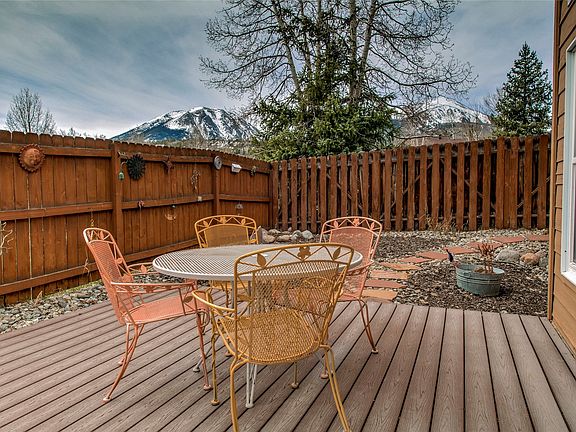 3rd image of 209 E Fox Court