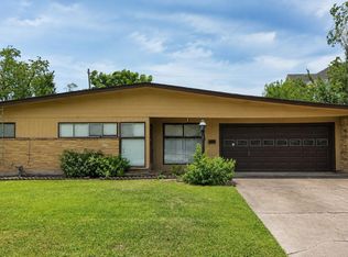 2119 Counter Point Dr, Houston, TX 77055