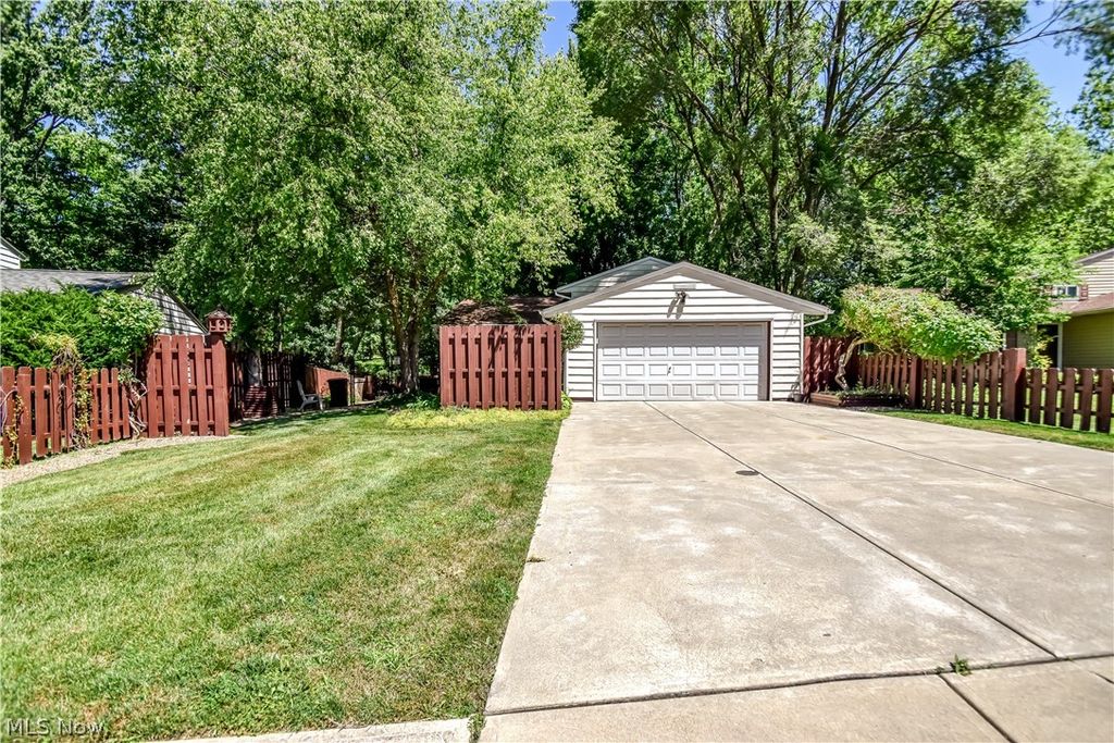 464 Hickory Ln, Painesville, OH, Painesville