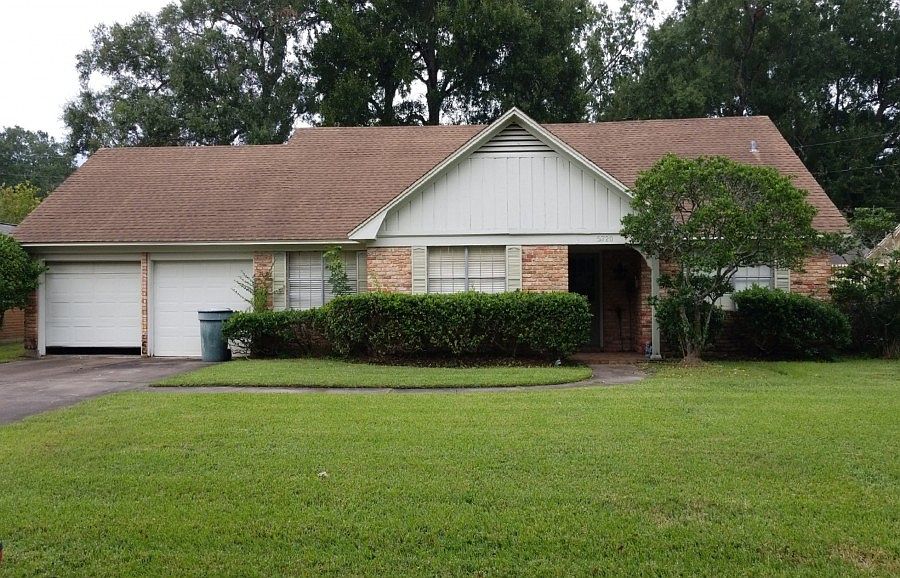 1st image of 5720 Regina Ln
