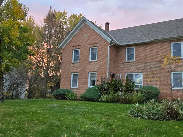 580 Broadway St E, New Germany, MN 55367