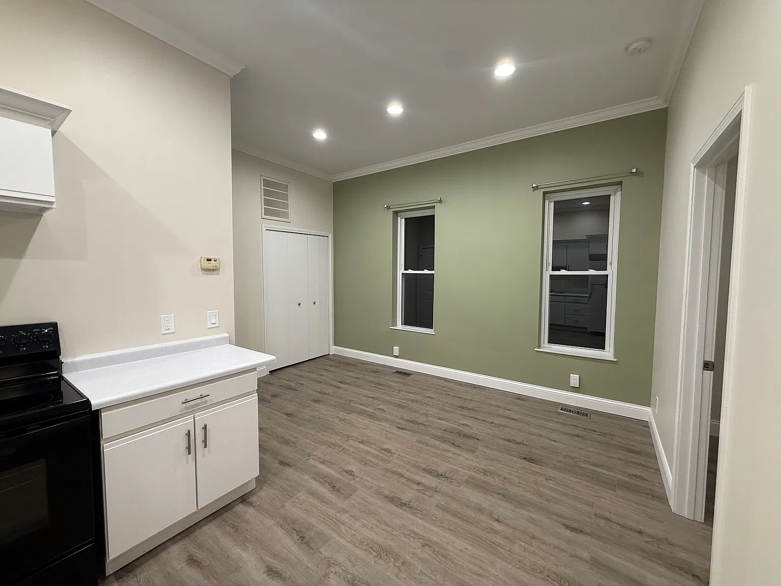 1 bed, 400 sqft, $850 — Photo 4