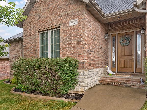 3rd image of 3723 W River Rock Street