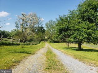 525 Greason Rd, Carlisle, PA 17015