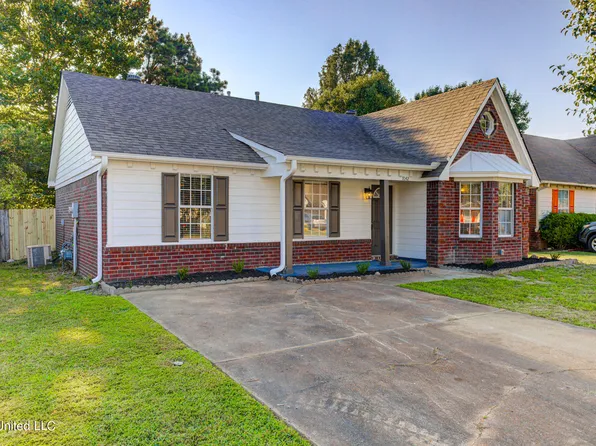 7042 Foxhall Dr, Horn Lake, MS 38637