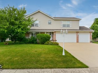 485 Charleston Dr, New Lenox, IL 60451