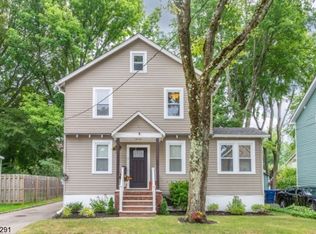 4 Albert Ave, Morristown, NJ 07960