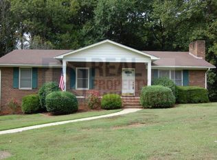 168 Cobblestone Ct, Clemmons, NC 27012