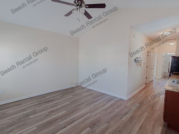 4th image of 605 Surfsong Way