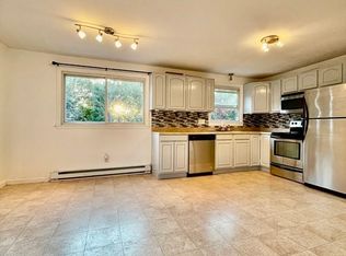 170 Wedgewood Rd #170, Worcester, MA 01602