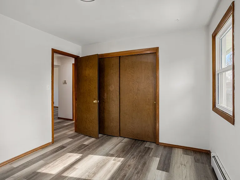 1730 Harold St — Photo 8