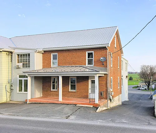 1042 Martindale Rd Photo 1