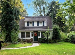 18 Birch Rd, Avon, CT 06001