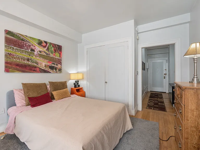 1101 L St NW #308 — Photo 6