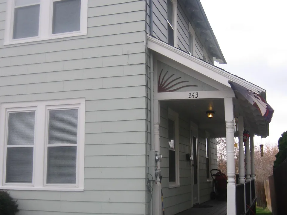 243 Locust St