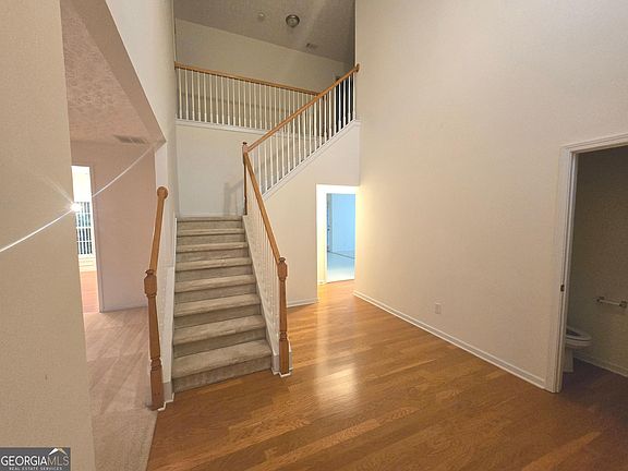 3rd image of 3490 Southpointe Hill Dr