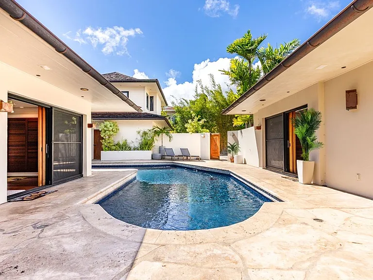 5939 Kalanianaole Hwy — Photo 40