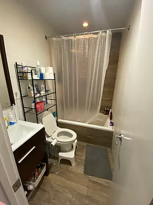 Rented by Nooklyn NYC LLC | media 40