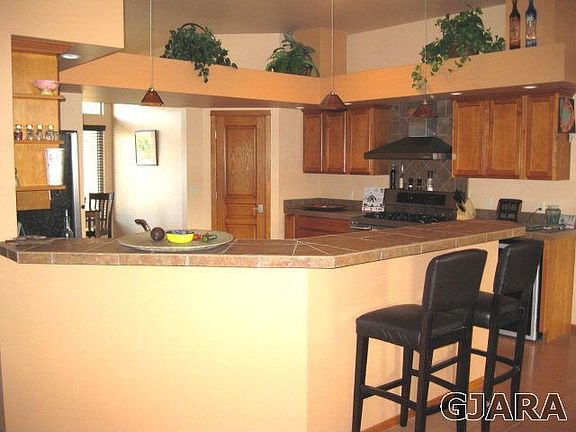 5th image of 2875 Vista Mar Dr