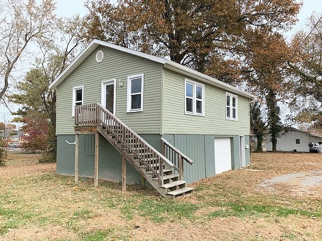 1st image of 806 W White St