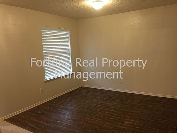 2nd image of 5328 Maverick Dr