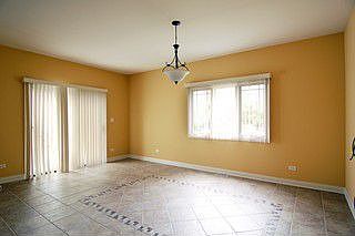 5th image of 1527 Tearle Ct
