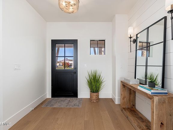 3rd image of 3427 E CAMPBELL Avenue