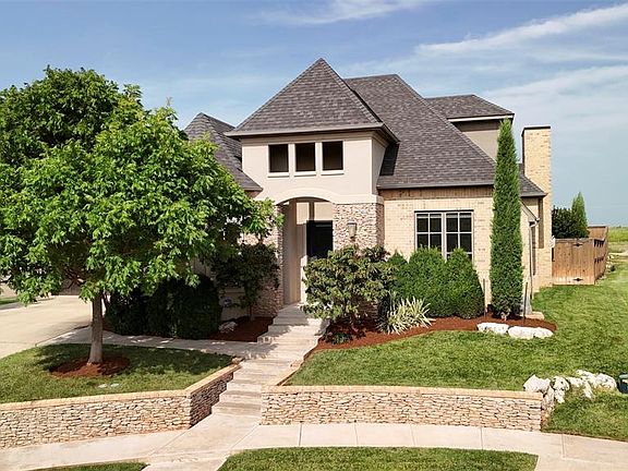 2nd image of 16829 Little Leaf Ln