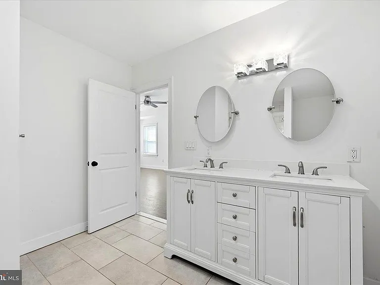 17 Lizbeth Ln — Photo 25