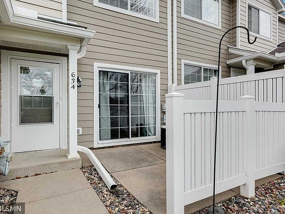 2nd image of 634 Mariner Way