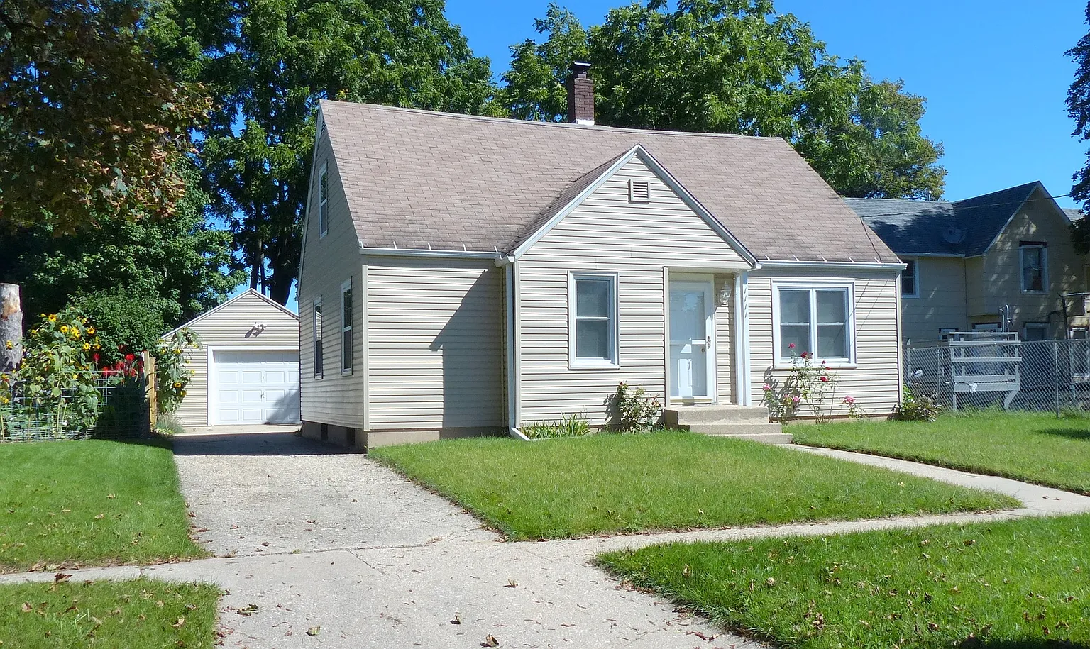 1111 Euclid Ave photo 1