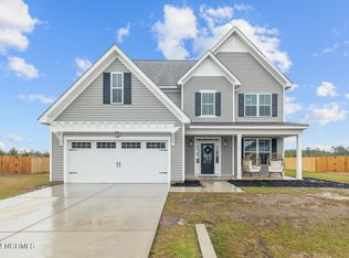 736 Aria Ln, Hubert, NC 28539