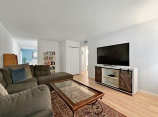 2303 E Side Dr APT 102, Austin, TX 78704