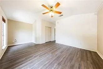 805 Chiselpoint Cv — Photo 22