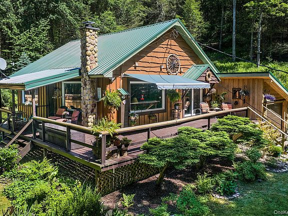 2nd image of 747 Crystal Meadows Road