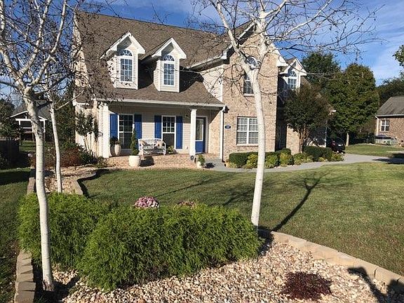 3rd image of 107 Brigham Ct