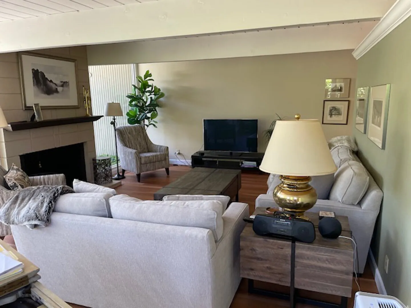 Single-Family Home in Palo Alto — Photo 2