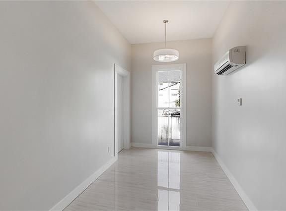3rd image of 1350 Magazine St Unit C