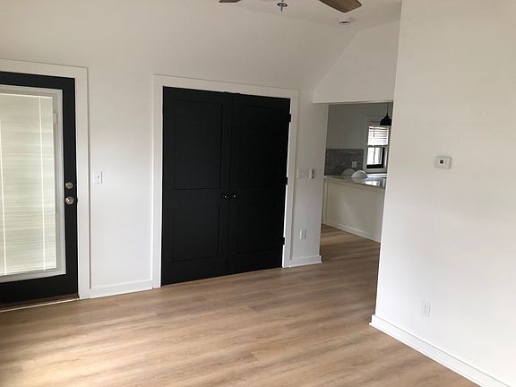 5th image of 1454 W 84th St Unit 2
