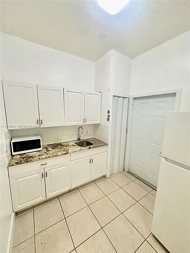 27583 SW 133rd Ave #2 Photo 1