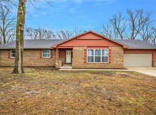 8628 Wild Cherry Dr, Rogers, AR 72756