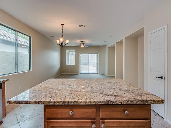 4th image of 1612 W Kuralt Dr