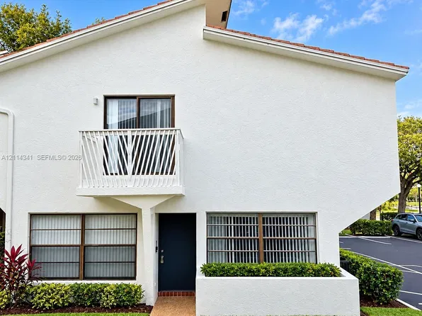 2580 Coral Springs Dr #2580, Pompano Beach, FL 33065