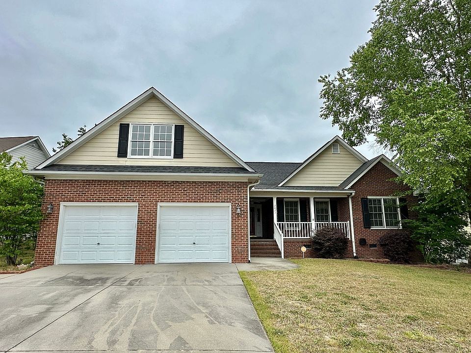 1st image of 2827 Beringer Dr