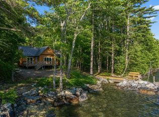 116 Big Barndoor Is, Alton Bay, NH 03810