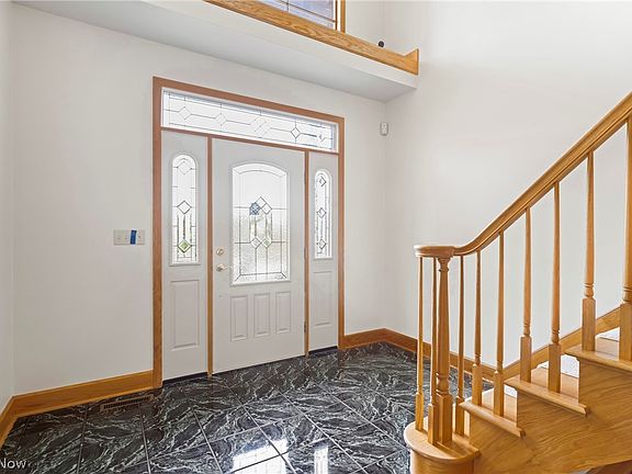 3rd image of 6065 Saint Elia Way