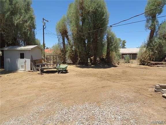 2nd image of 1715 E Valley Drive