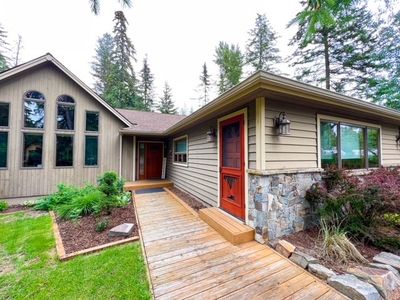 175 & 185 Sapphire Ct, Whitefish, MT, 59937
